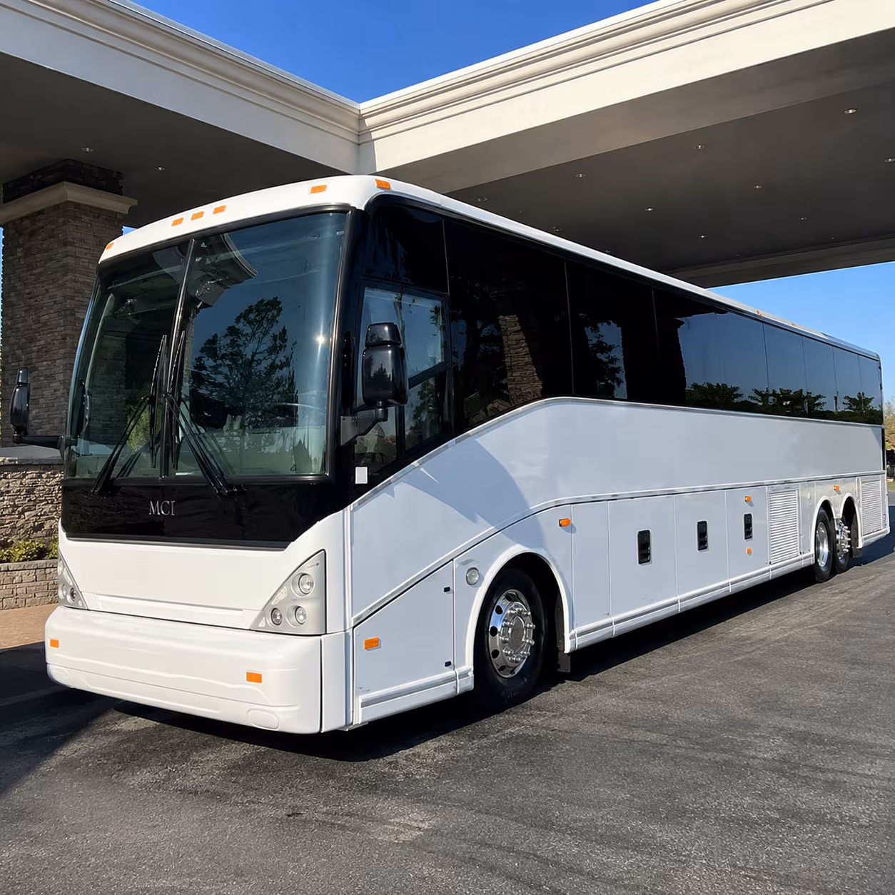 book a prom bus for fort myers pre prom dinners and after parties