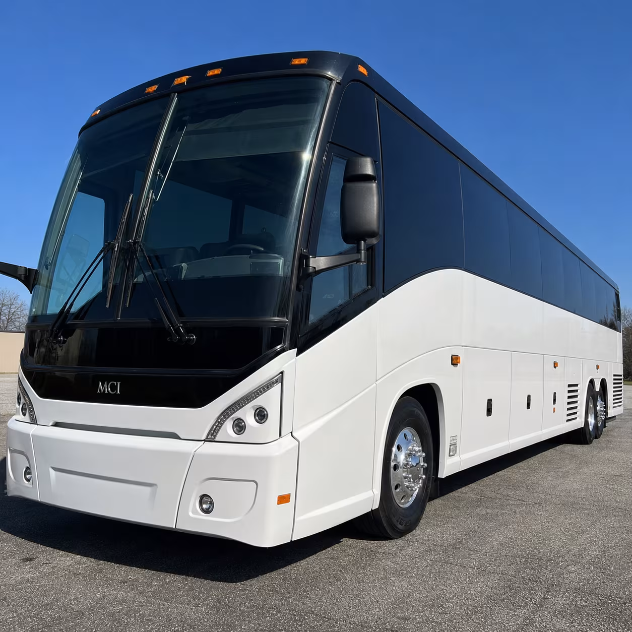 bus rentals for corporate retreats and team events around southwest florida