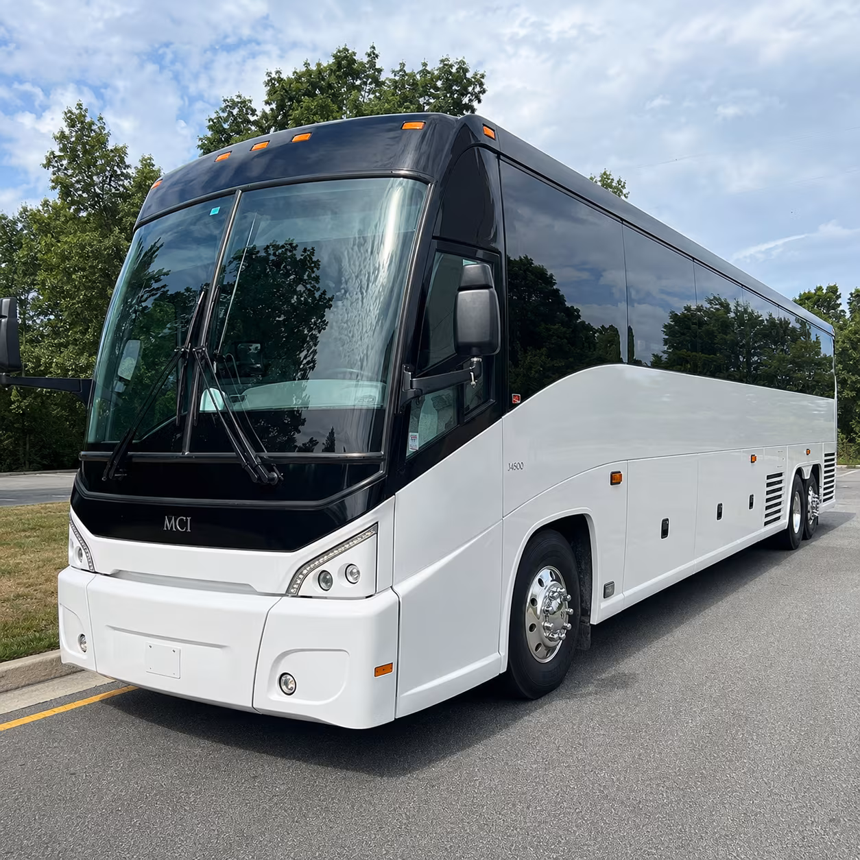 charter bus shuttle service at southwest florida international airport rsw