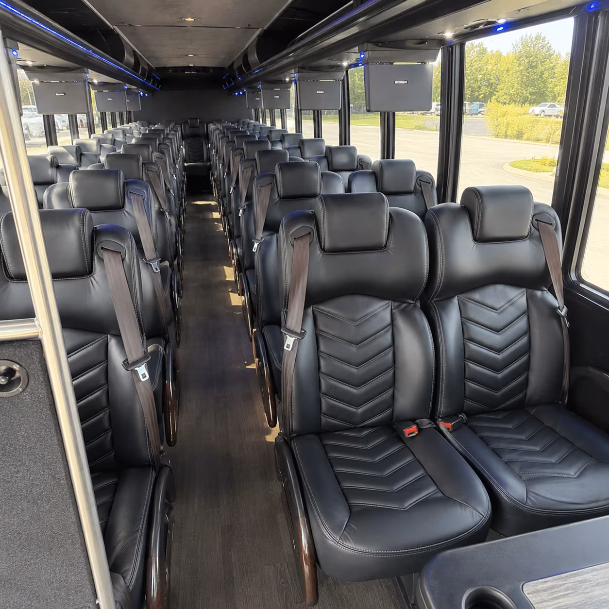 how is a bus rental actually priced in fort myers is it by the hour by the mile or something else
