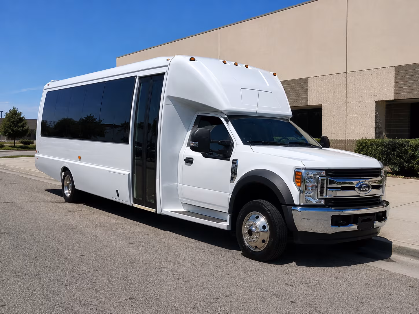 minibus wine tours along the fort myers craft brewery and taproom circuit