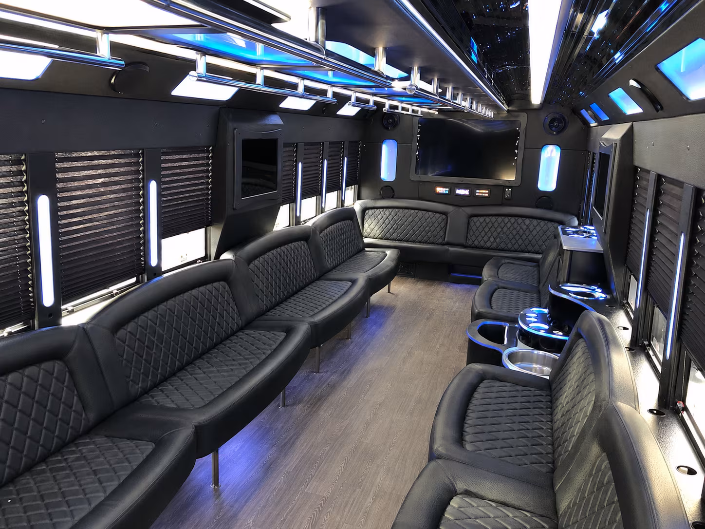party bus rentals in fort myers for the ultimate prom night arrival